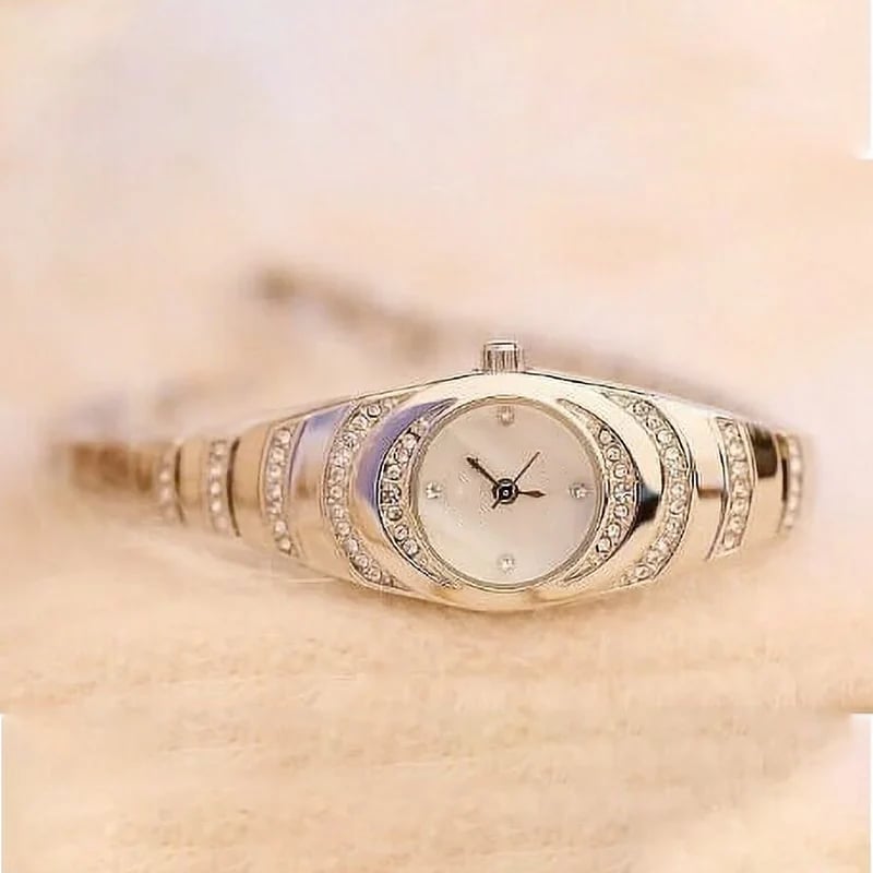 💎Neuer Stil - Armbanduhr mit Strasssteinen für Damen⌚
